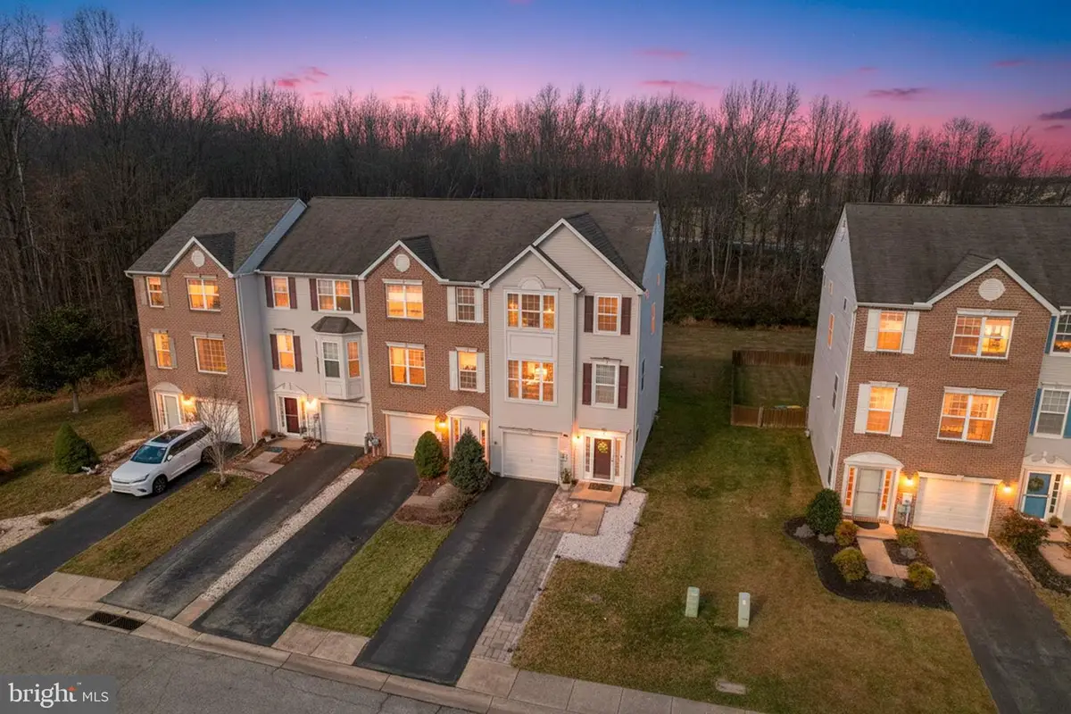 25 Shawn Ln, Bear, DE 19701 - Image #1