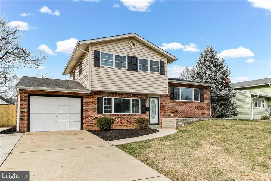 725 S Harmony Rd, Newark, DE 19713 - Image #2