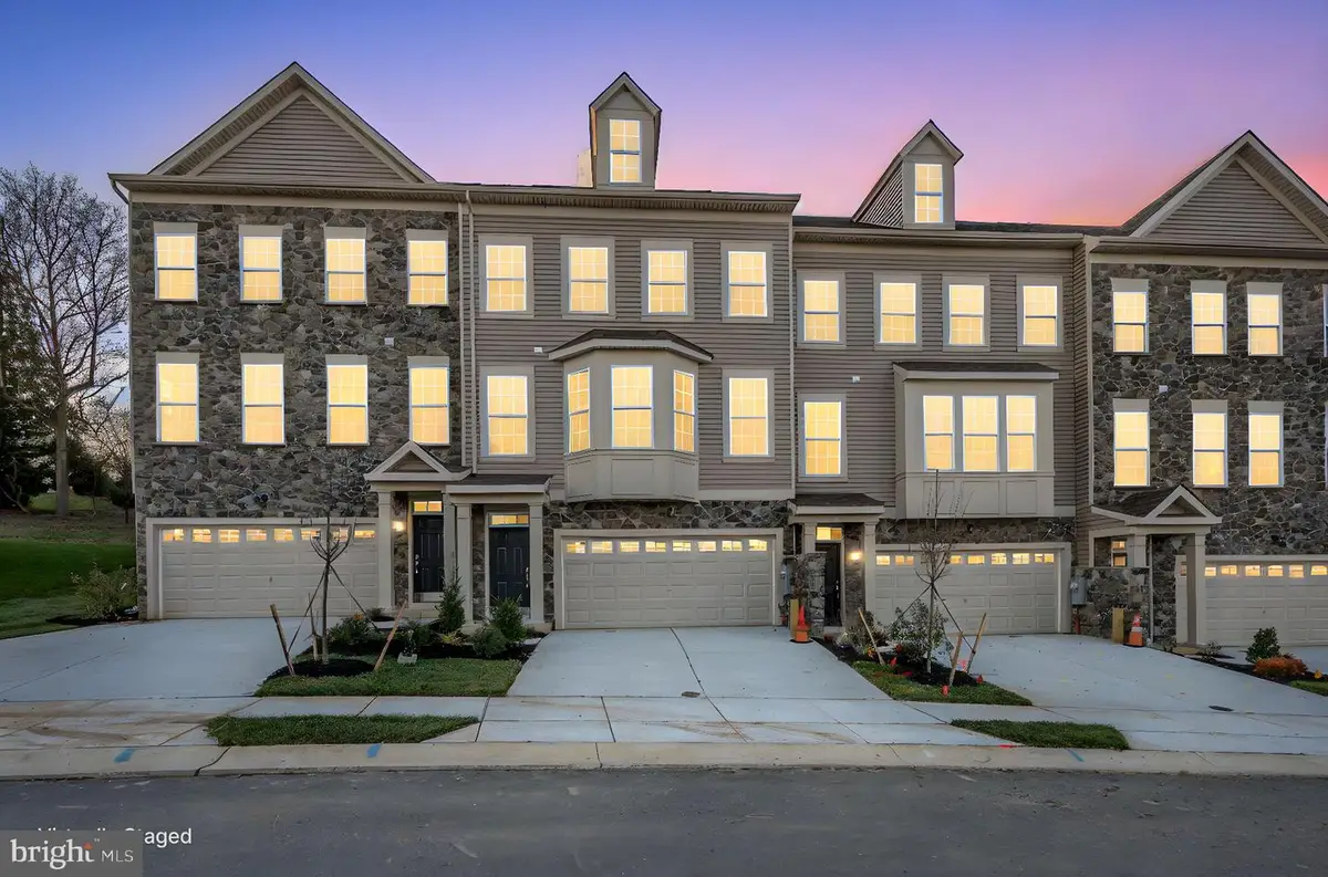 255 Grove View Dr, Hockessin, DE 19707 - Image #1