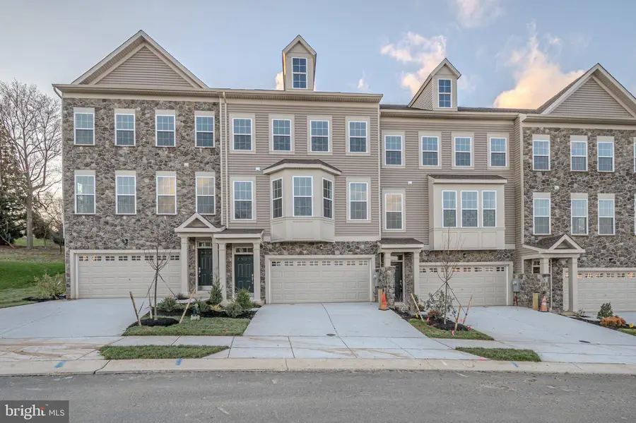 255 Grove View Dr, Hockessin, DE 19707 - Image #2