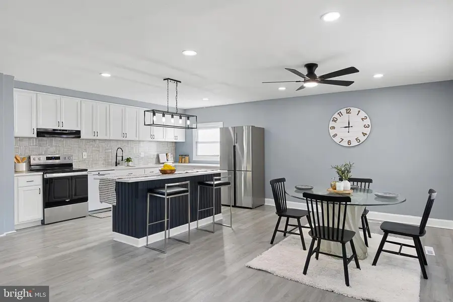 55 Sanford Dr, Newark, DE 19713 - Image #2