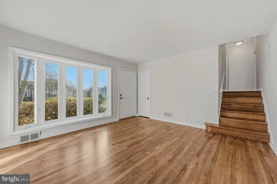 2620 Maclary Dr, Wilmington, DE 19808 - Image #2