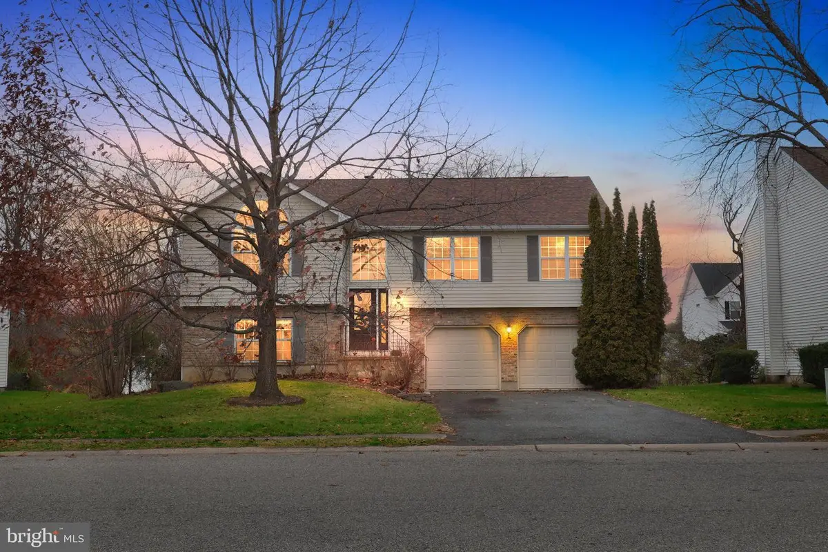 318 Hackberry Dr, New Castle, DE 19720 - Image #1