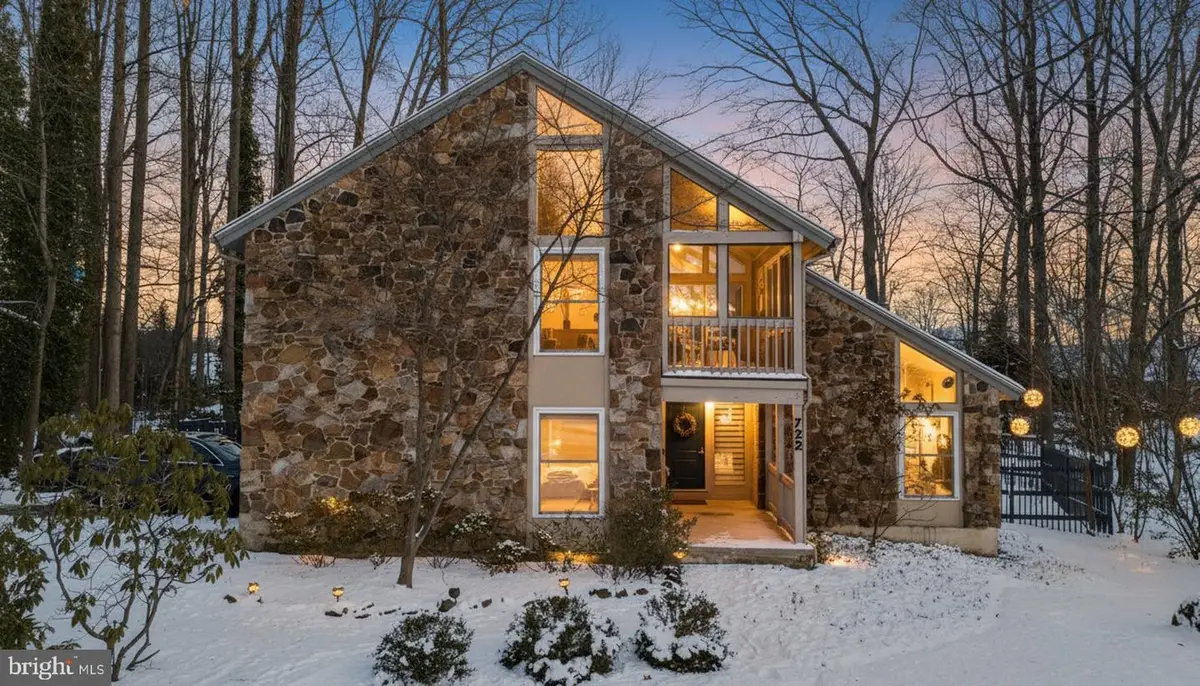 722 Foxdale Rd, Wilmington, DE 19803 - Image #1