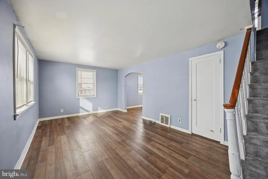 318 Marsh Ln, Wilmington, DE 19804 - Image #2