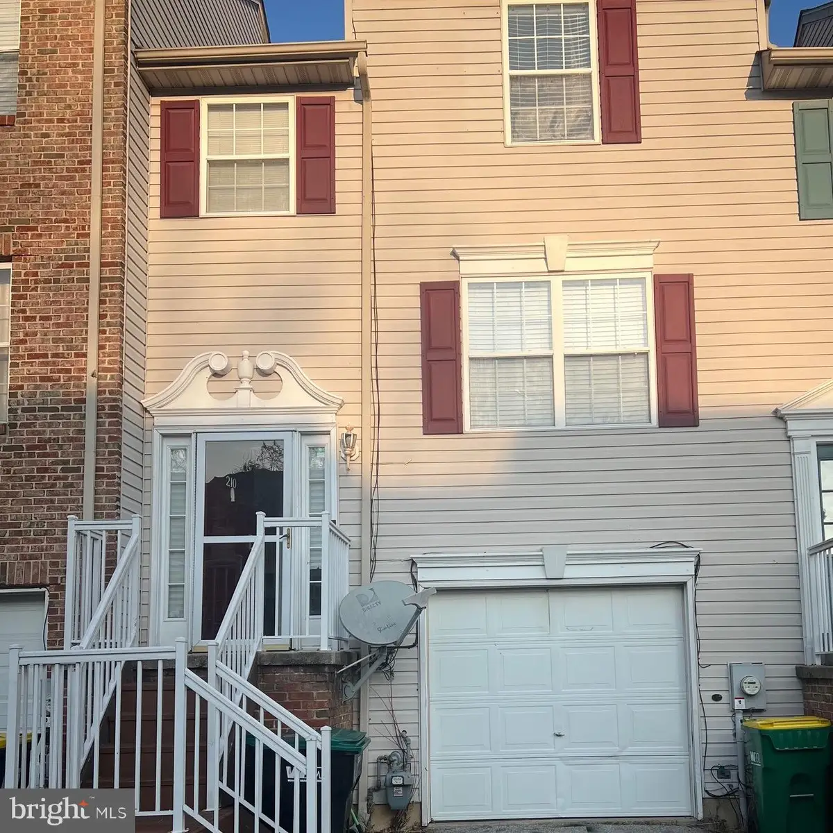210 Bellwether Ct, Newark, DE 19702 - Image #1
