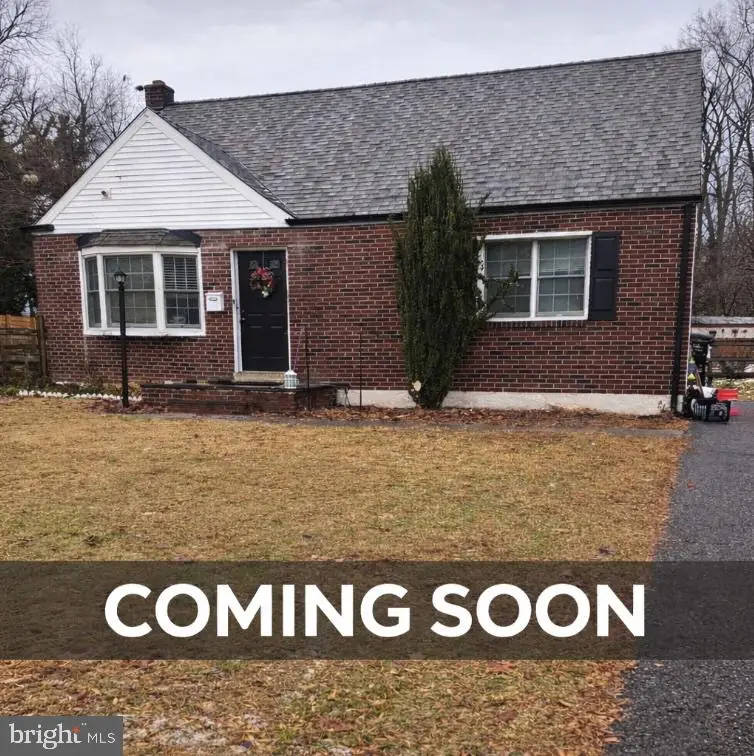 18 W Redmont Rd, Wilmington, DE 19804 - Image #1