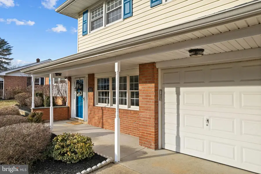 2603 Heritage Farm Dr, Wilmington, DE 19808 - #3