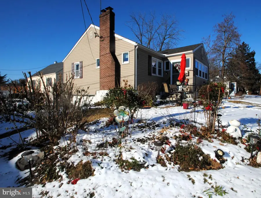 400 W Holly Oak Rd, Wilmington, DE 19809 - #3