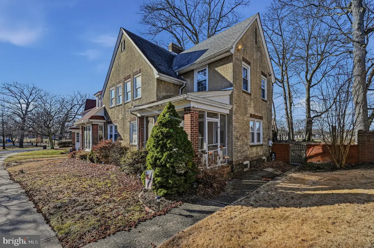 637 Harrington St, Wilmington, DE 19805 - #1