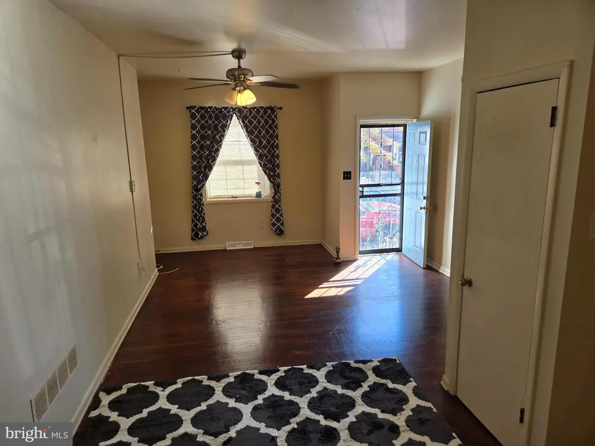 123 N Dupont St, Wilmington, DE 19805 - Image #1