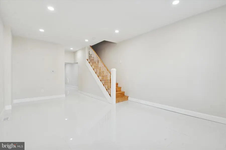 1108 W 3rd St, Wilmington, DE 19805 - #3