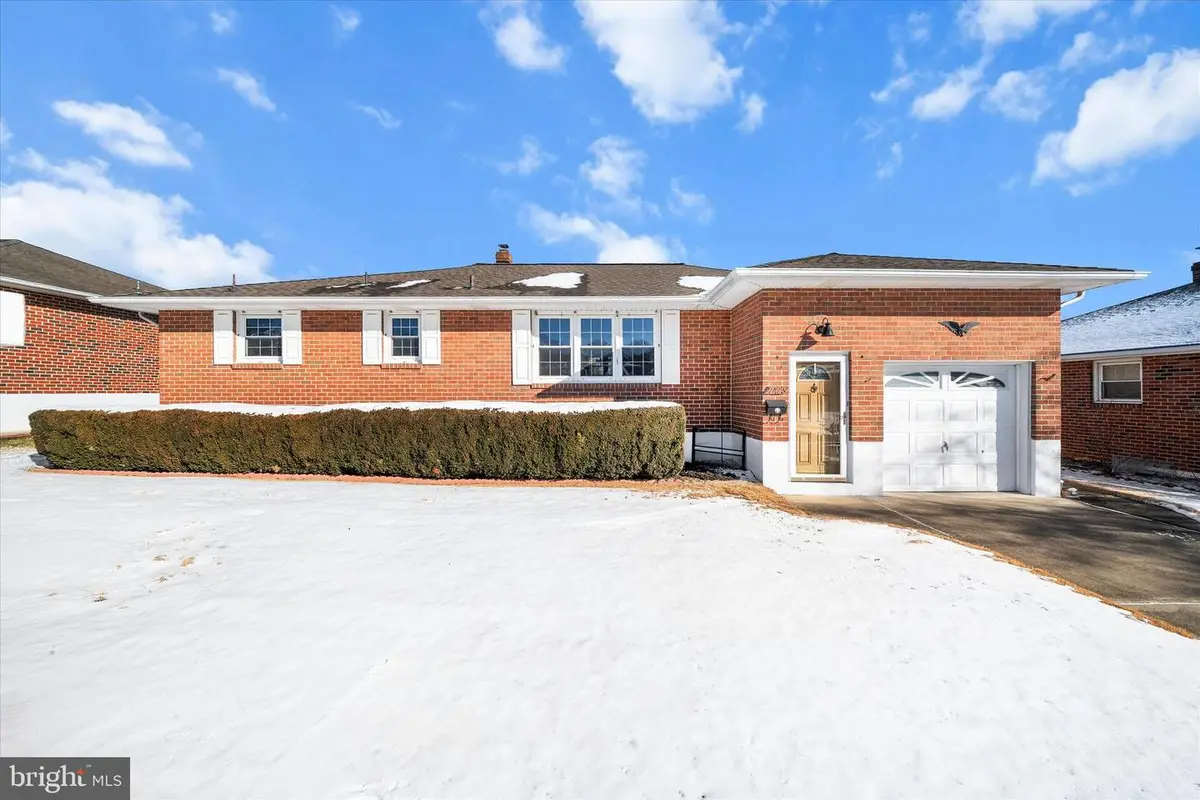 2423 W Parris Dr, Wilmington, DE 19808 - #1