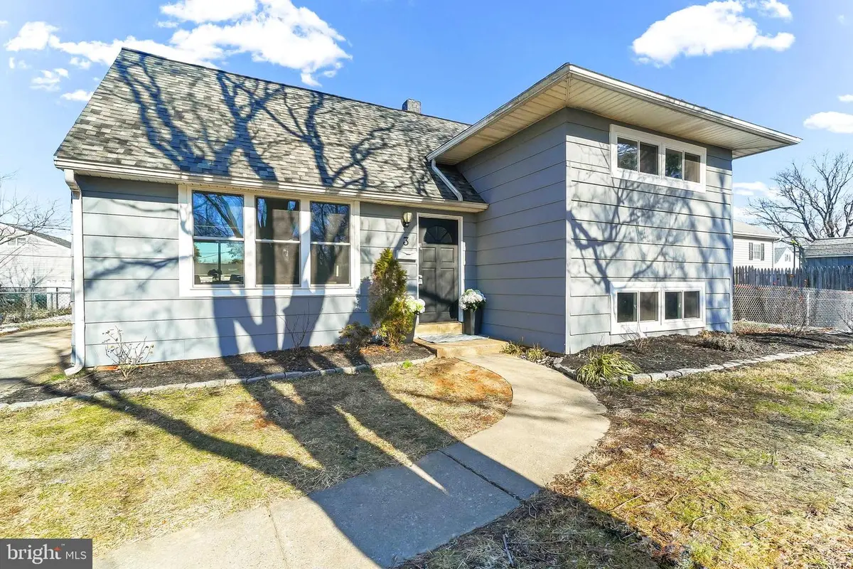 3 Merry Rd, Newark, DE 19713 - Image #1