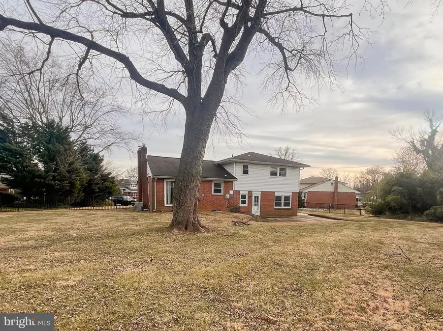 11 Fountain Ct, Wilmington, DE 19808 - #3