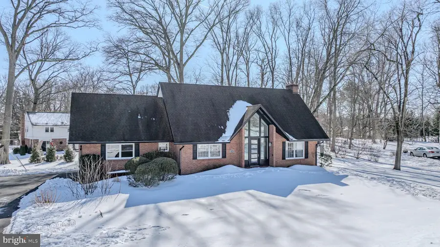 2400 W Heather Rd, Wilmington, DE 19803 - #2