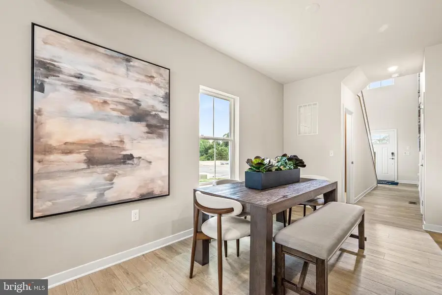 555 Arrowgrass Ln, New Castle, DE 19720 - Image #2