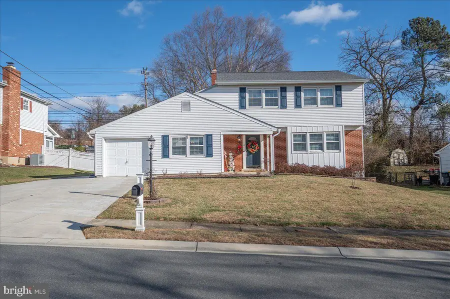 11 Aronimink Dr, Newark, DE 19711 - Image #2