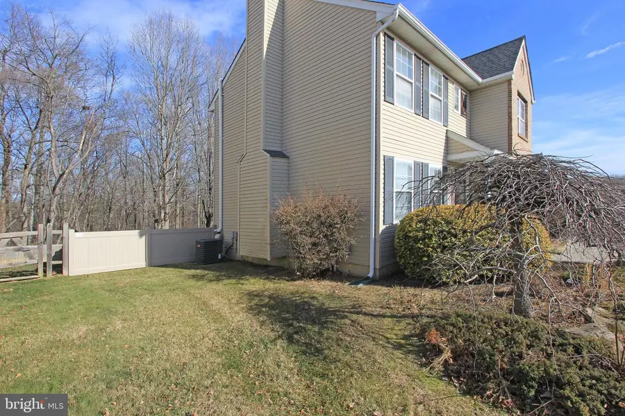 251 E Flagstone Dr, Newark, DE 19702 - Image #3