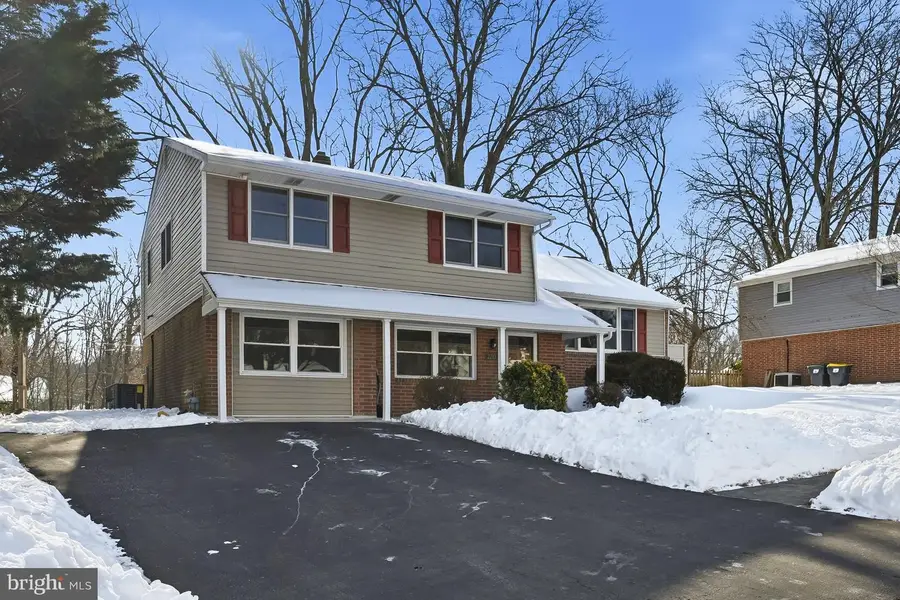2213 Riviera Ln, Wilmington, DE 19810 - Image #2