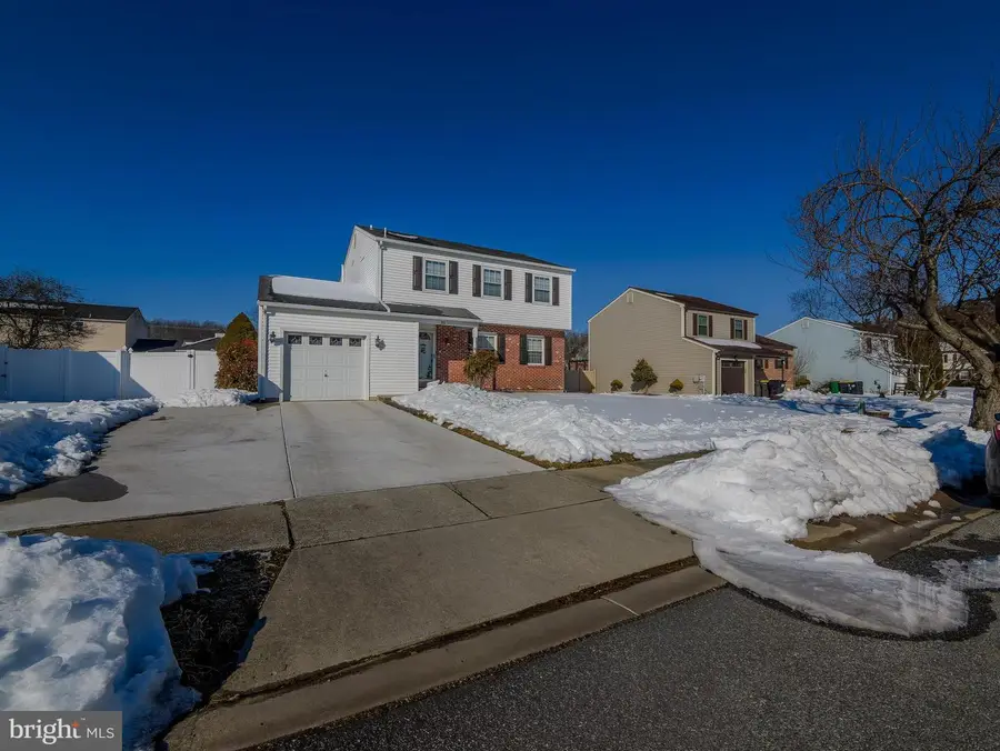 105 Pattie Dr, Newark, DE 19702 - Image #2