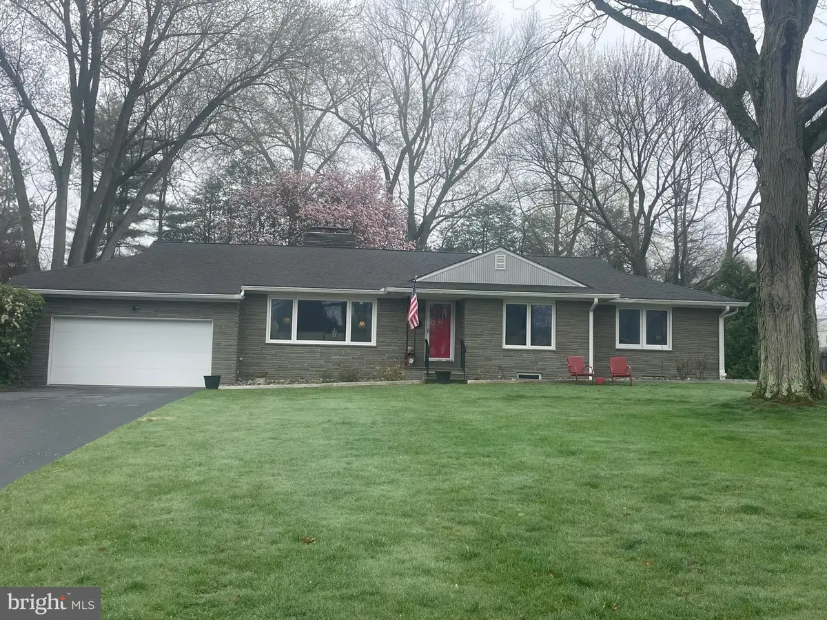 2213 Jones Ln, Wilmington, DE 19810 - #1