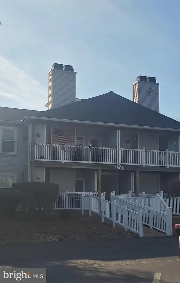 1604 Waters Edge Dr, NEWARK, DE 19702