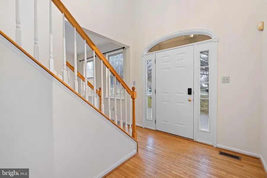 6 Killens Pond Ct, Newark, DE 19711 - #3