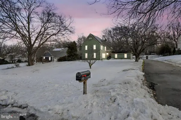 21 Farmingdale Ln, NEWARK, DE 19711