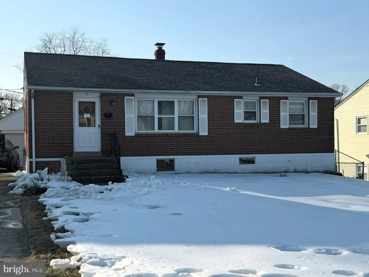 5 Albertson Blvd, Wilmington, DE 19808 - #1