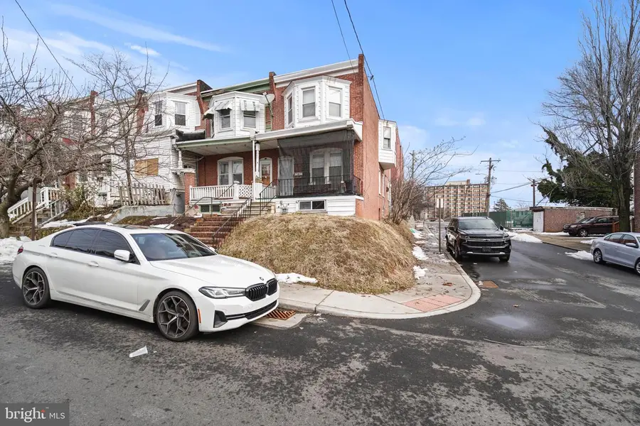 19 E 25th St, Wilmington, DE 19802 - #2