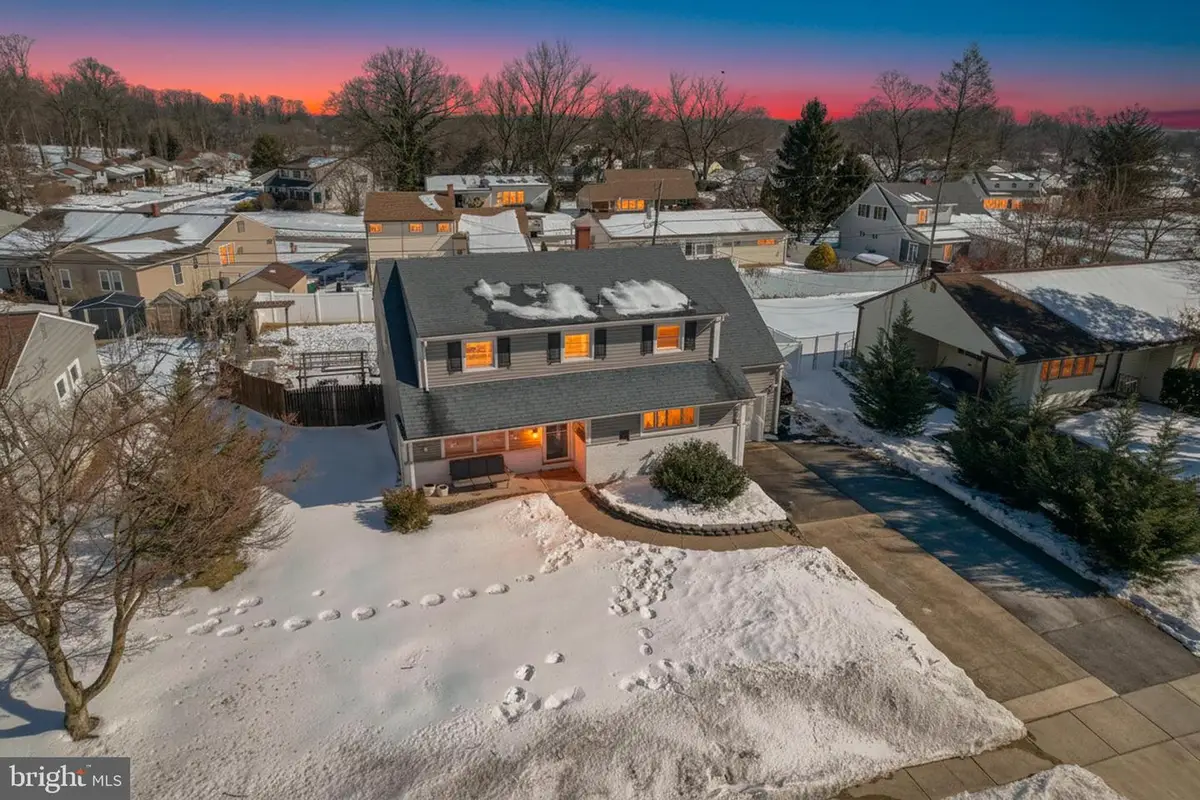 905 Harvey Rd, Claymont, DE 19703 - #1