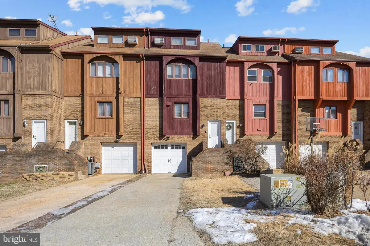 20 Servan Ct, Wilmington, DE 19805 - #1