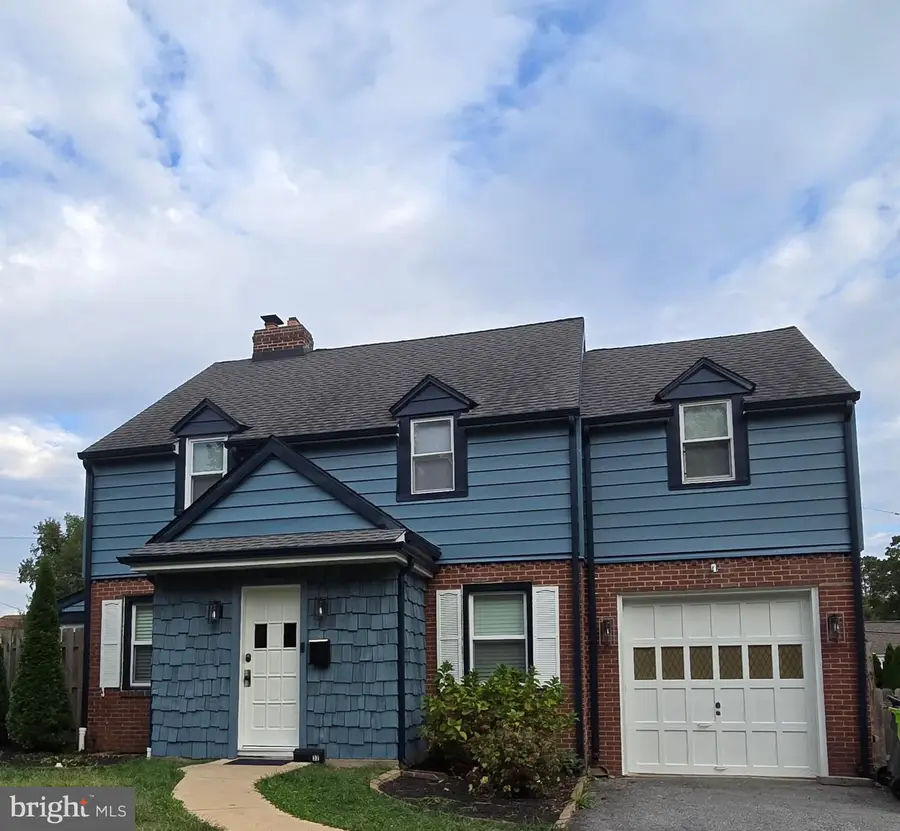 32 Riverside Dr, Wilmington, DE 19809 - #2