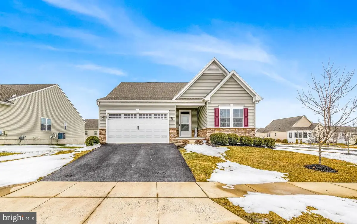 929 Robinson Rd, Townsend, DE 19734 - #1