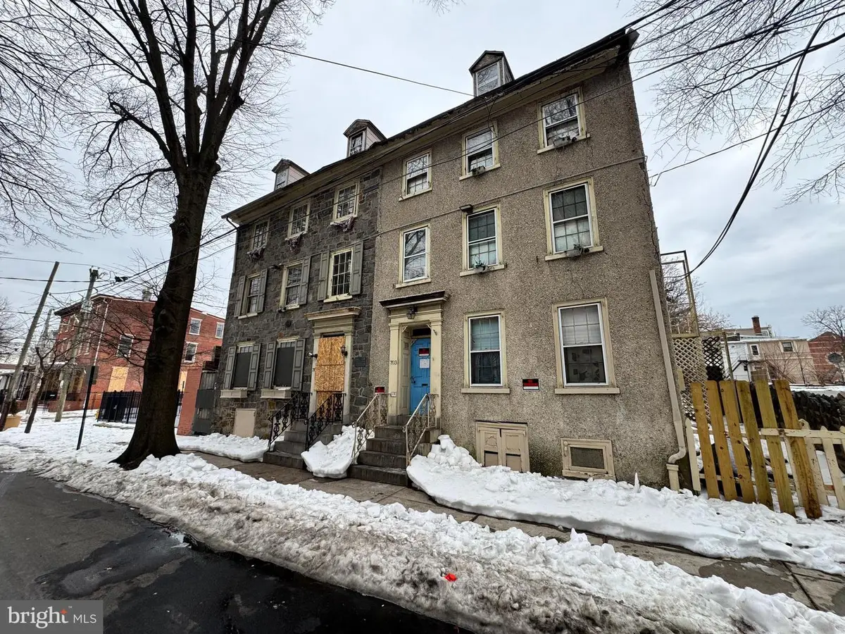 703 N West St, Wilmington, DE 19801 - #1