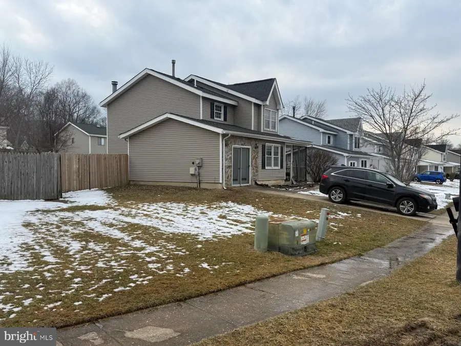 23 Danbury Dr, Newark, DE 19702 - #2