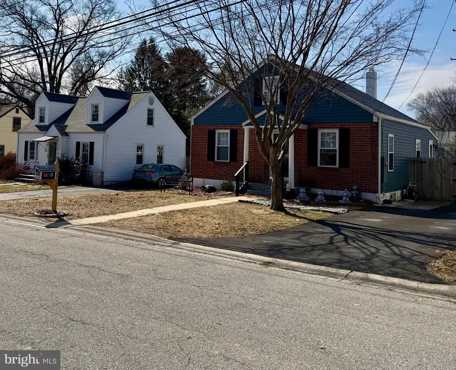 27 Laurel Ave, Newark, DE 19711 - #2