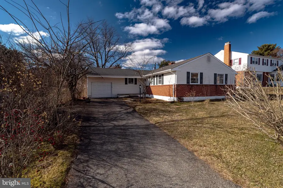 19 Whitekirk Dr, Wilmington, DE 19808 - #2