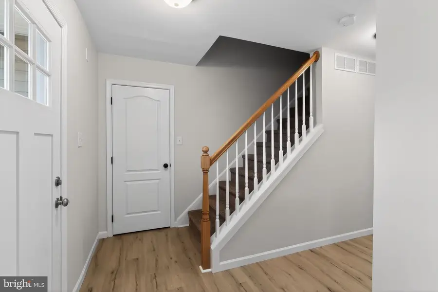 151 N Katrin Cir, New Castle, DE 19720 - #3