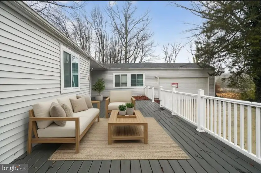 202 Welsh Tract Rd, Newark, DE 19702 - #1