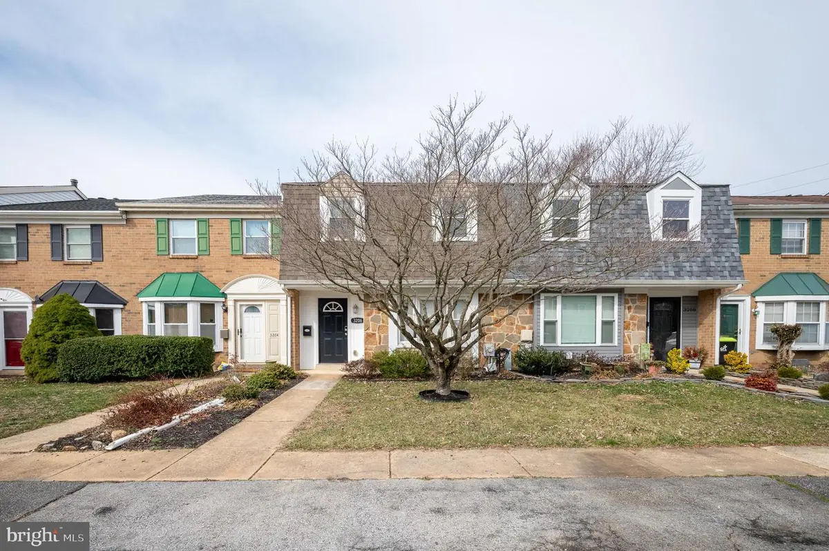 3206 Emerald Pl, Wilmington, DE 19810 - #1