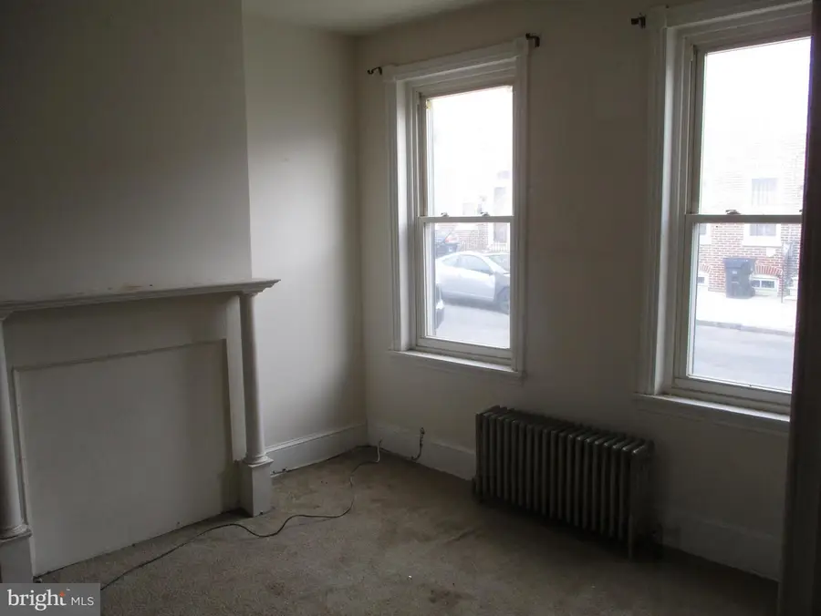 1016 Chestnut St, Wilmington, DE 19805 - #2