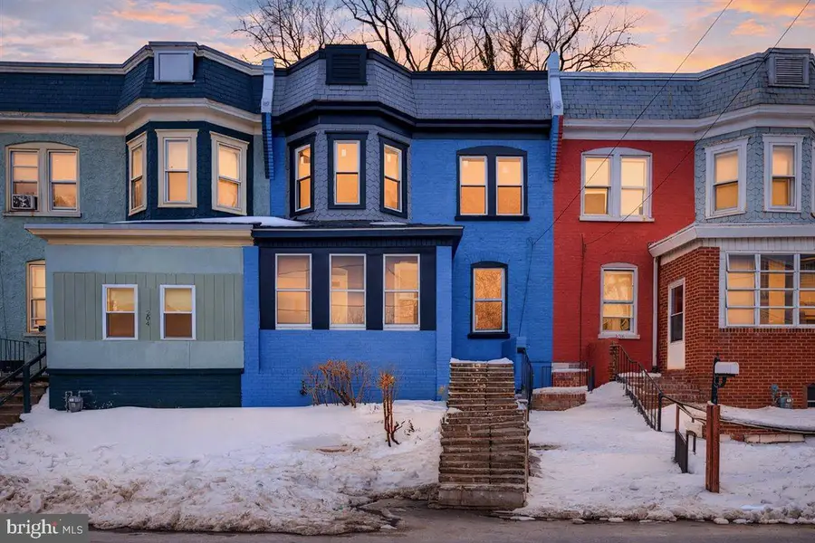 206 W 26th St, Wilmington, DE 19802 - #3