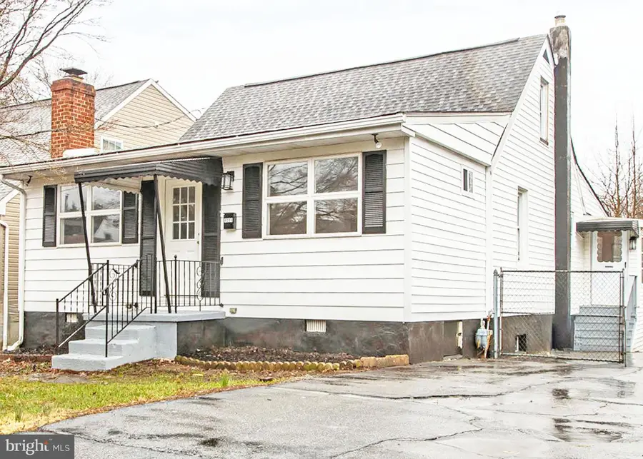 4004 Oak St, Wilmington, DE 19808 - #2