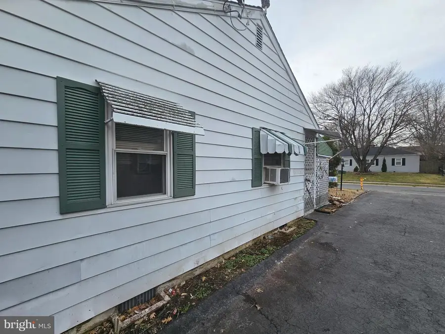 16 Lea Rd, New Castle, DE 19720 - #3
