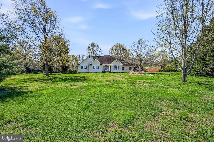 812 Taylors Bridge Rd, Townsend, DE 19734 - #2