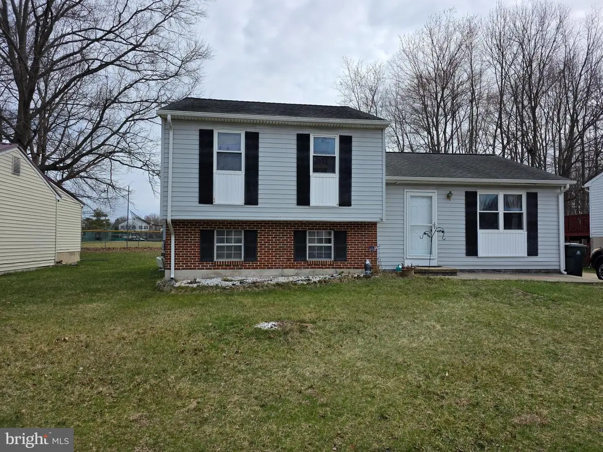 8 Sue Ln, Newark, DE 19711 - #1