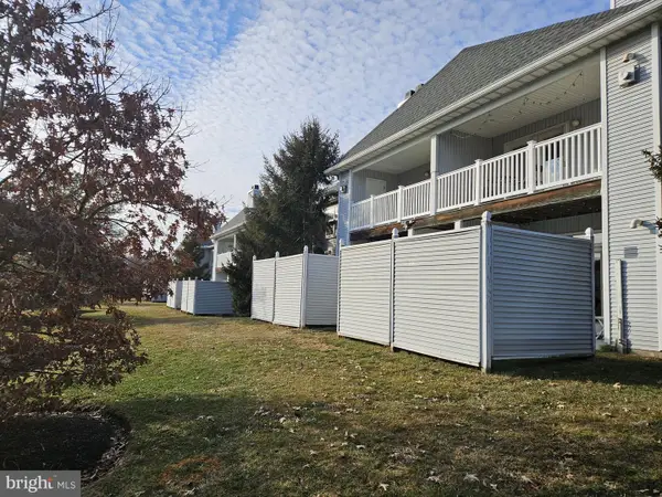 2702 Waters Edge Dr #2, NEWARK, DE 19702