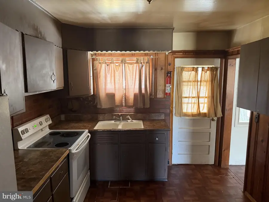 126 S. Shelley Dr, Claymont, DE 19703 - #2